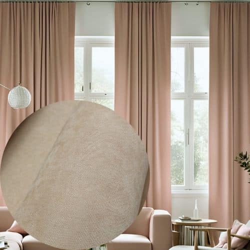 WAVE tkanina zasłonowa 300cm WAVE tkanina zasłonowa 300cm Materiał o szerokości 300 cm. Gramatura 240 g/m2. Tkanina delikatnie welurowa, półzaciemniająca. Dobrze układająca się, miękka i przyjemna w dotyku. Elegancka struktura z bogatym wachlarzem kolorystycznym. Stanowi idealną oprawę pomieszczeń zarówno stylowych jak i nowoczesnych, sypialni, salonów oraz pokoi młodzieżowych. Tkanina cięta z belki, wymaga obszycia. Łatwa w utrzymaniu i konserwacji. Nie wybarwia się i nie kurczy podczas prania. Prać w temperaturze do 30 stopni. 100 % poliester. Oryginalny produkt Polski. Kolory widoczne na zdjęciu mogą nieznacznie odbiegać od rzeczywistych kolorów produktu, z uwagi na indywidualne ustawienia monitorów. Tkanina zasłonowa Wave Tkanina zasłonowa Wave charakteryzuje się elegancką strukturą, niespotykaną w innych rodzajach materiałów. Ma właściwości półzaciemniające. Bogaty wachlarz kolorystyczny sprawia że każdy dobierze kolor idealny do swojego wnętrza.   Zasłona Wave to nowoczesne, dekoracyjne rozwiązanie do salonu lub sypialni. Dostępna jako gotowy produkt lub na metry, pozwala dopasować ją do konkretnych wymiarów okna. Zasłona ta ma nowoczesny charakter, o gładkiej fakturze i eleganckim wykończeniu. Tkanina z serii premium zapewnia wysoką jakość jakość. Welurowa tkanina z jakiej wykonana jest zasłona Wave, dodaje ekskluzywności i luksusowego wyglądu ponieszczeniu. Zasłona Wave jest tkaniną półzaciemniająca, co daje możliwość regulacji ilości światła wpadającego do pomieszczenia. Jej unikalna struktura dodaje dynamiki i interesującego efektu wizualnego. Jest to modne rozwiązanie, które nadaje wnętrzu nowoczesnego wyglądu, a zarazem pełni funkcję dekoracyjną, nadając pomieszczeniu elegancki i stylowy charakter. Jeżeli poszukujesz nowoczesnej zasłony, modnej w 2023/2024 roku z pewnością tkanina Wave będzie dobrym wyborem. WAVE tkanina zasłonowa 300cm - zastosowanie. Zasłona Wave idealnie sprawdzają się jako zasłona wolnowisząca, daje możliwość stworzenia efektownych i eleganckich aranżacji okiennych. Jej lekkość i zwiewność nadają pomieszczeniu subtelny charakter. Może być również wykorzystana jako dekoracja upięta, umieszczona w ozdobnych kółkach lub klamrach, dodając wnętrzu wyrafinowanego wyglądu. Alternatywnie, może posłużyć jako materiał do wykonania rolet rzymskich, które zapewniają funkcjonalność i estetykę jednocześnie. Ponadto, tkanina ta z powodzeniem sprawdza się jako materiał na poduszki i narzuty. Jej delikatna faktura i przyjemna w dotyku powierzchnia sprawiają, że poduszki i narzuty wykonane z niej dodają wnętrzu przytulności i elegancji. Ich subtelny blask i miękkość tworzą przyjemny kontrast z innymi elementami dekoracyjnymi, podkreślając stylowy wygląd całej przestrzeni. Dzięki różnorodnym zastosowaniom, ta wszechstronna tkanina pozwala na stworzenie spójnej i harmonijnej aranżacji wnętrza, wprowadzając jednocześnie elementy dekoracyjne o wysokiej jakości i estetyce. Wszechstronność zasłon Wave - bogata kolorystyka Dzięki bogatemu wachlarzowi kolorystycznemu, tkanina ta staje się niezwykle wszechstronna i dopasowuje się do różnorodnych aranżacji i stylów wnętrz. Oferuje szeroki wybór kolorów, obejmujących zarówno stonowane i neutralne odcienie, jak i intensywne i ekspresywne tonacje. W aranżacjach w stylu minimalistycznym czy skandynawskim, tkanina ta w stonowanych kolorach, takich jak biel, beże czy pastele, wprowadza subtelność i harmonię. Natomiast w bardziej odważnych i ekstrawaganckich aranżacjach, można wybrać tkaninę w intensywnych odcieniach, jak żółty, zieleń czy niebieski, aby dodać akcentu i dynamiki. W stylu klasycznym, tkanina ta może być dostępna w eleganckich odcieniach szarości, tworząc luksusowy i wytworny charakter. Natomiast w aranżacjach w stylu retro czy vintage, można wybierać tkaninę w odcieniach brązui czy rustykalnych barw, dodając nostalgii i przytulności. Dzięki tak szerokiemu spektrum kolorów, tkanina ta doskonale pasuje do różnych stylów wnętrz, dając możliwość wyrażenia indywidualności i tworzenia spójnej atmosfery. Niezależnie od preferowanego stylu, ta tkanina wzbogaca przestrzeń, ponieważ dodaje głębi i wprowadza wyrazisty akcent kolorystyczny, tworząc unikalną aranżację wnętrza. Nasza oferta W swojej ofercie posiadamy możliwość zakupu tkanin zasłonowych na metry, a także opcje uszycia zasłony gotowej zgodnie z preferencjami klienta. W sekcji pomagamy aranżować oferujemy pomoc nie tylko w doborze tkaniny. Uzyskacie u nas wsparcie w zakresie dokonania pomiaru, tak żeby efekt końcowy był oszałamiający. Zachwyceni będą domownicy jak i wszyscy goście.