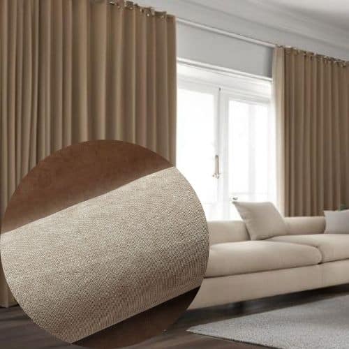 WAVE tkanina zasłonowa 300cm WAVE tkanina zasłonowa 300cm Materiał o szerokości 300 cm. Gramatura 240 g/m2. Tkanina delikatnie welurowa, półzaciemniająca. Dobrze układająca się, miękka i przyjemna w dotyku. Elegancka struktura z bogatym wachlarzem kolorystycznym. Stanowi idealną oprawę pomieszczeń zarówno stylowych jak i nowoczesnych, sypialni, salonów oraz pokoi młodzieżowych. Tkanina cięta z belki, wymaga obszycia. Łatwa w utrzymaniu i konserwacji. Nie wybarwia się i nie kurczy podczas prania. Prać w temperaturze do 30 stopni. 100 % poliester. Oryginalny produkt Polski. Kolory widoczne na zdjęciu mogą nieznacznie odbiegać od rzeczywistych kolorów produktu, z uwagi na indywidualne ustawienia monitorów. Tkanina zasłonowa Wave Tkanina zasłonowa Wave charakteryzuje się elegancką strukturą, niespotykaną w innych rodzajach materiałów. Ma właściwości półzaciemniające. Bogaty wachlarz kolorystyczny sprawia że każdy dobierze kolor idealny do swojego wnętrza.   Zasłona Wave to nowoczesne, dekoracyjne rozwiązanie do salonu lub sypialni. Dostępna jako gotowy produkt lub na metry, pozwala dopasować ją do konkretnych wymiarów okna. Zasłona ta ma nowoczesny charakter, o gładkiej fakturze i eleganckim wykończeniu. Tkanina z serii premium zapewnia wysoką jakość jakość. Welurowa tkanina z jakiej wykonana jest zasłona Wave, dodaje ekskluzywności i luksusowego wyglądu ponieszczeniu. Zasłona Wave jest tkaniną półzaciemniająca, co daje możliwość regulacji ilości światła wpadającego do pomieszczenia. Jej unikalna struktura dodaje dynamiki i interesującego efektu wizualnego. Jest to modne rozwiązanie, które nadaje wnętrzu nowoczesnego wyglądu, a zarazem pełni funkcję dekoracyjną, nadając pomieszczeniu elegancki i stylowy charakter. Jeżeli poszukujesz nowoczesnej zasłony, modnej w 2023/2024 roku z pewnością tkanina Wave będzie dobrym wyborem. WAVE tkanina zasłonowa 300cm - zastosowanie. Zasłona Wave idealnie sprawdzają się jako zasłona wolnowisząca, daje możliwość stworzenia efektownych i eleganckich aranżacji okiennych. Jej lekkość i zwiewność nadają pomieszczeniu subtelny charakter. Może być również wykorzystana jako dekoracja upięta, umieszczona w ozdobnych kółkach lub klamrach, dodając wnętrzu wyrafinowanego wyglądu. Alternatywnie, może posłużyć jako materiał do wykonania rolet rzymskich, które zapewniają funkcjonalność i estetykę jednocześnie. Ponadto, tkanina ta z powodzeniem sprawdza się jako materiał na poduszki i narzuty. Jej delikatna faktura i przyjemna w dotyku powierzchnia sprawiają, że poduszki i narzuty wykonane z niej dodają wnętrzu przytulności i elegancji. Ich subtelny blask i miękkość tworzą przyjemny kontrast z innymi elementami dekoracyjnymi, podkreślając stylowy wygląd całej przestrzeni. Dzięki różnorodnym zastosowaniom, ta wszechstronna tkanina pozwala na stworzenie spójnej i harmonijnej aranżacji wnętrza, wprowadzając jednocześnie elementy dekoracyjne o wysokiej jakości i estetyce. Wszechstronność zasłon Wave - bogata kolorystyka Dzięki bogatemu wachlarzowi kolorystycznemu, tkanina ta staje się niezwykle wszechstronna i dopasowuje się do różnorodnych aranżacji i stylów wnętrz. Oferuje szeroki wybór kolorów, obejmujących zarówno stonowane i neutralne odcienie, jak i intensywne i ekspresywne tonacje. W aranżacjach w stylu minimalistycznym czy skandynawskim, tkanina ta w stonowanych kolorach, takich jak biel, beże czy pastele, wprowadza subtelność i harmonię. Natomiast w bardziej odważnych i ekstrawaganckich aranżacjach, można wybrać tkaninę w intensywnych odcieniach, jak żółty, zieleń czy niebieski, aby dodać akcentu i dynamiki. W stylu klasycznym, tkanina ta może być dostępna w eleganckich odcieniach szarości, tworząc luksusowy i wytworny charakter. Natomiast w aranżacjach w stylu retro czy vintage, można wybierać tkaninę w odcieniach brązui czy rustykalnych barw, dodając nostalgii i przytulności. Dzięki tak szerokiemu spektrum kolorów, tkanina ta doskonale pasuje do różnych stylów wnętrz, dając możliwość wyrażenia indywidualności i tworzenia spójnej atmosfery. Niezależnie od preferowanego stylu, ta tkanina wzbogaca przestrzeń, ponieważ dodaje głębi i wprowadza wyrazisty akcent kolorystyczny, tworząc unikalną aranżację wnętrza. Nasza oferta W swojej ofercie posiadamy możliwość zakupu tkanin zasłonowych na metry, a także opcje uszycia zasłony gotowej zgodnie z preferencjami klienta. W sekcji pomagamy aranżować oferujemy pomoc nie tylko w doborze tkaniny. Uzyskacie u nas wsparcie w zakresie dokonania pomiaru, tak żeby efekt końcowy był oszałamiający. Zachwyceni będą domownicy jak i wszyscy goście.