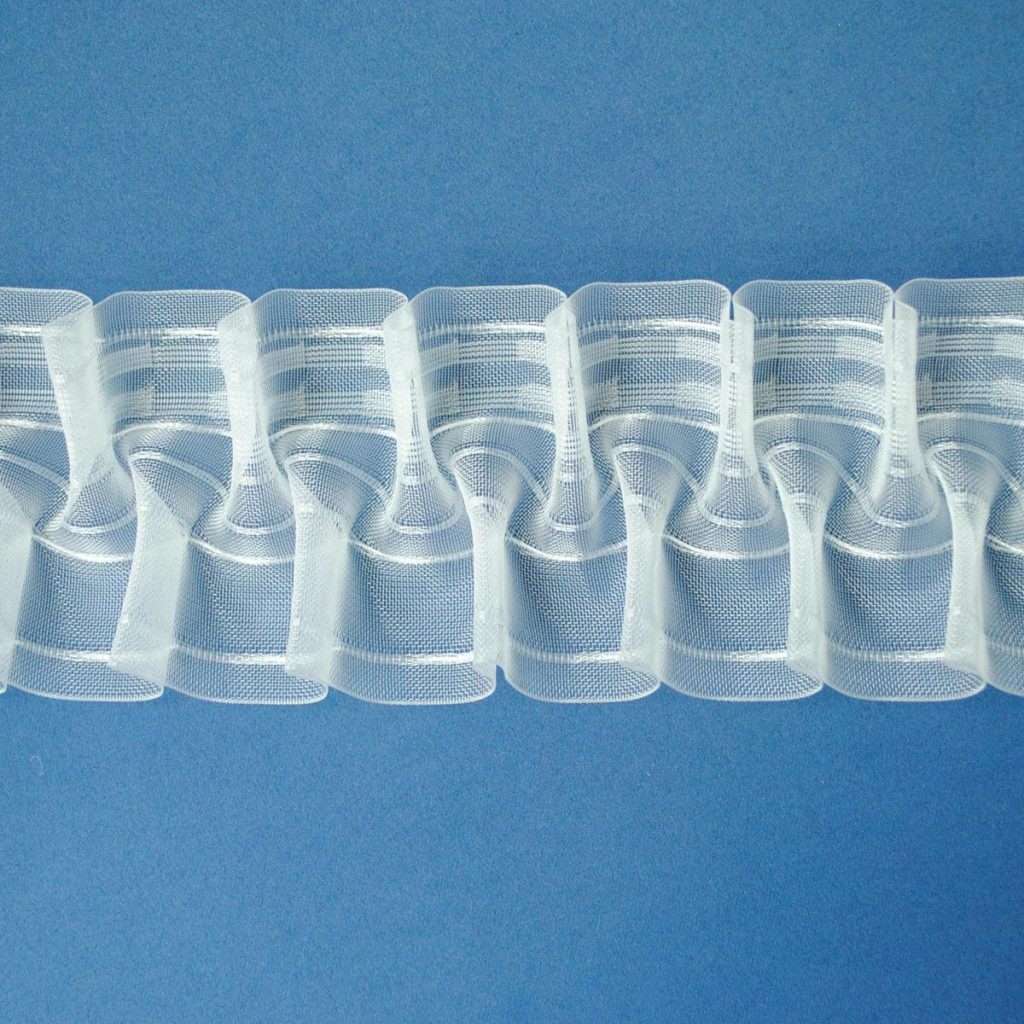 Taśma do firan szerokość 8 cm Marszczenie typu smok Proporcja marszczenia - około 1:2 Dwa rzędy kieszonek do przełożenia agrafek. Miękka Łatwo sciągające się sznurki