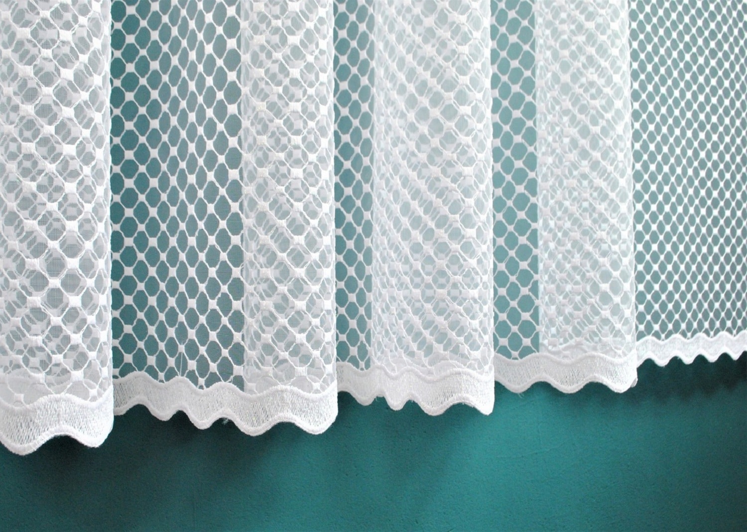 Firana haftowana biała "GEO" 39683 - 280cm